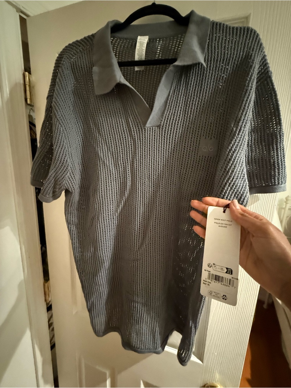 ALO Yoga Men’s Gray Open-Knit Short-Sleeve Polo